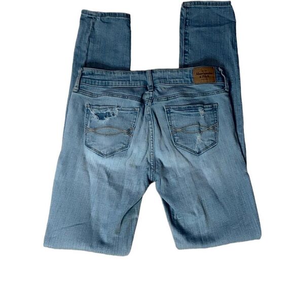 Abercrombie and Fitch Light Wash Distressed Super Skinny Jeans Size 0 - Picture 3 of 7